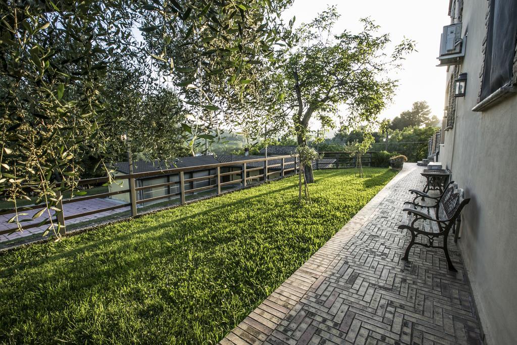 Agriturismo Col Morino Bed and Breakfast Pineto Buitenkant foto